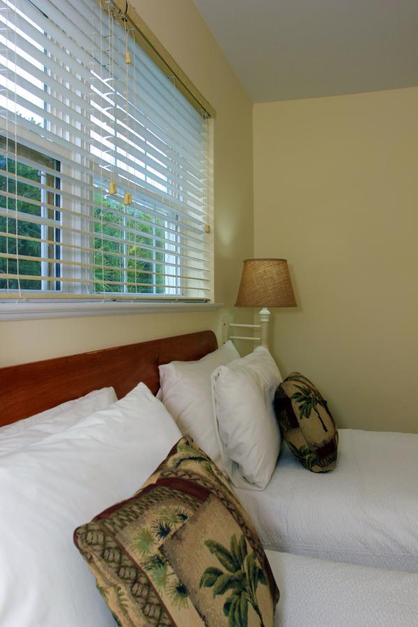 Island Time Villas George Town Extérieur photo